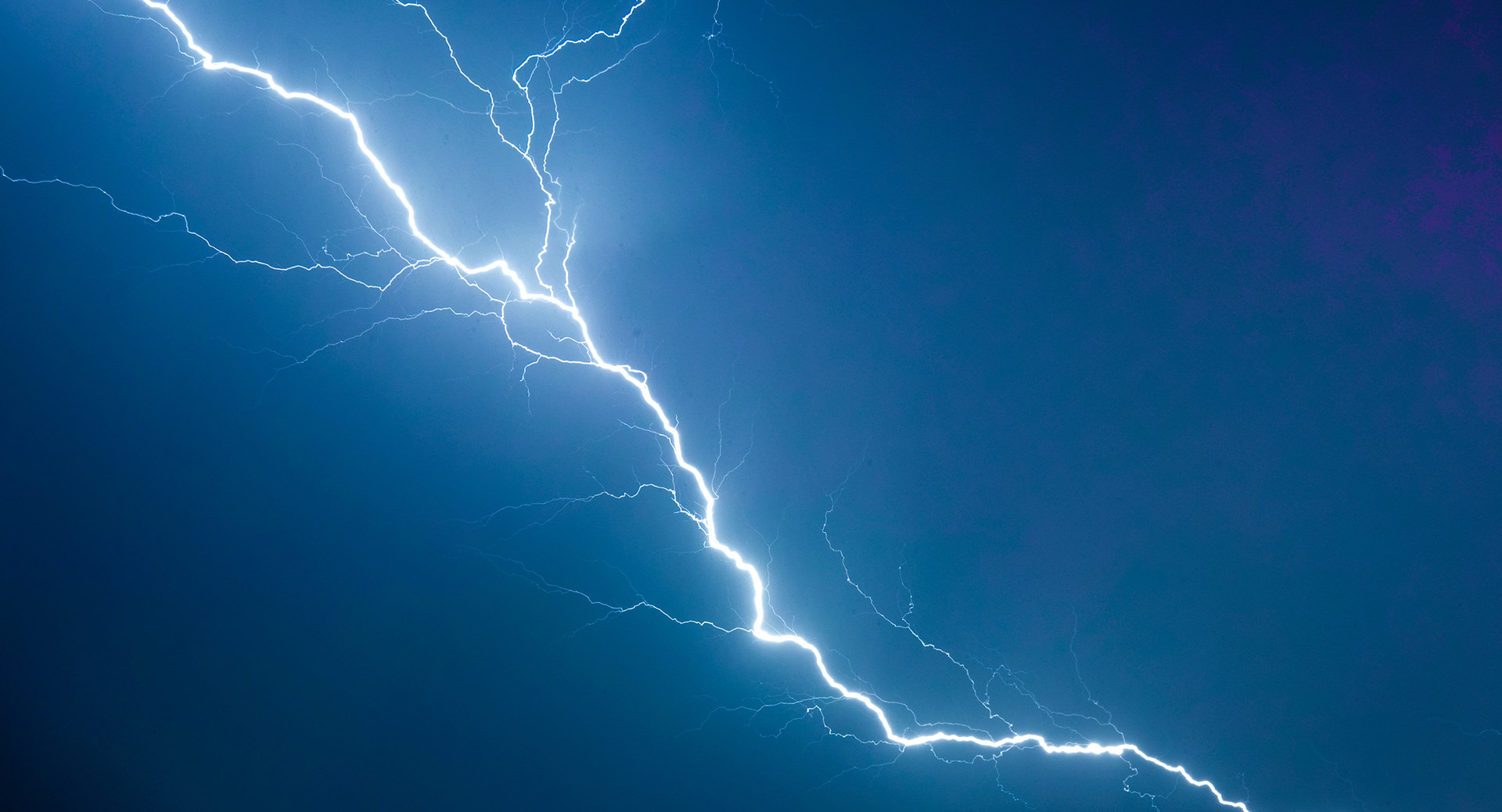 Lightning 15 Shocking Facts - List of Facts